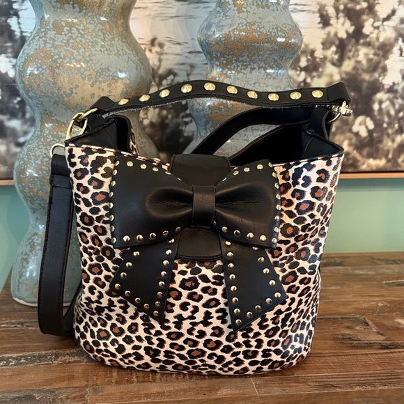 Betsey Johnson Handbags - Betsey Johnson Leopard Print Shoulder Bag with Studded Black Bow beautiful